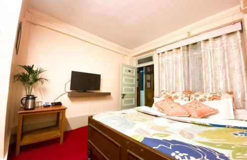 Darjeeling Hotel | Winalia's Stays & Savours