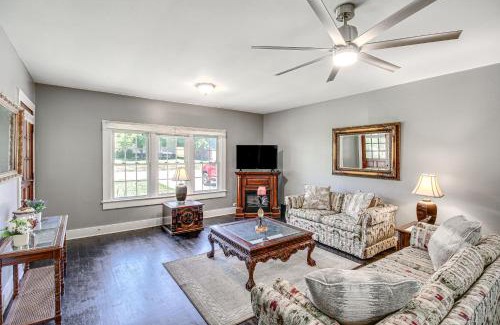 Winchester House | Winchester Home with Large Yard Near Tims Ford Lake