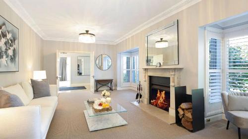 Burradoo House | Windermere