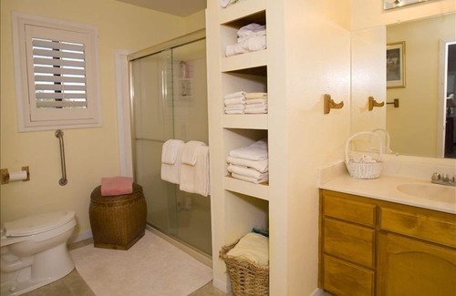 Sonoma Cottage | Windhaven Cottage Overlooking the Carneros Vineyards
