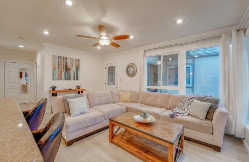 Beach Barber Tract House | WindnSea Beach Perfection - Walk2Beach, Pet Friendly & Parking