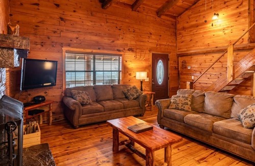 Ponca Condo | Windridge Cabin w/Beautiful View