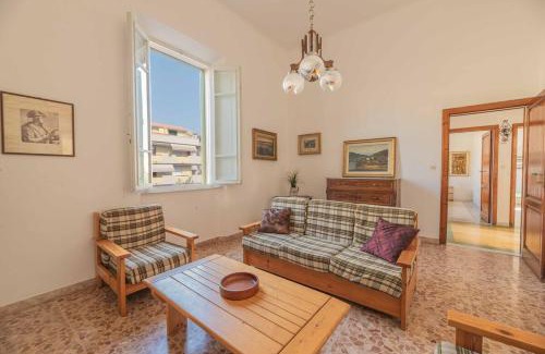 Marina di Pisa Apartment | Windrose Atelier