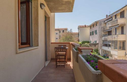 Marina di Pisa Apartment | Windrose Marina Waves
