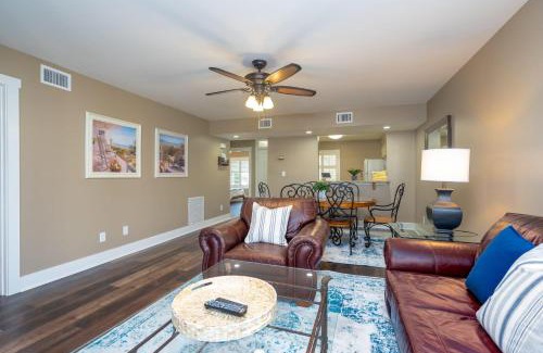 Arcadian Shores House | Windsor Court - 12B