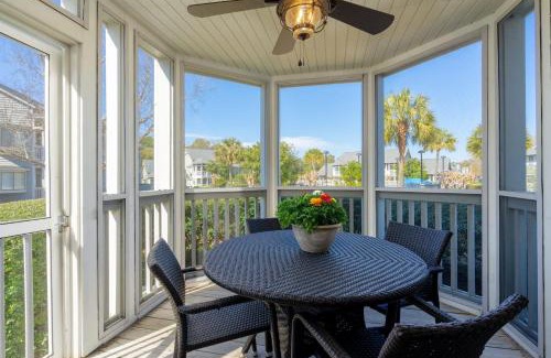 Arcadian Shores House | Windsor Court - 12B