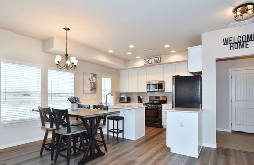 Windsor House | Windsor Grand Retreat Townhouse - Dogs Allowed
