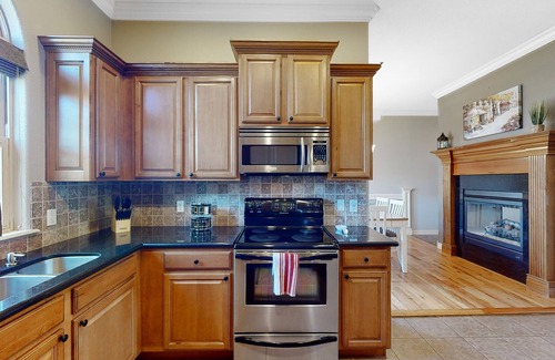 Centerton House | Windsor Retreat | House in Centerton close to bike trails