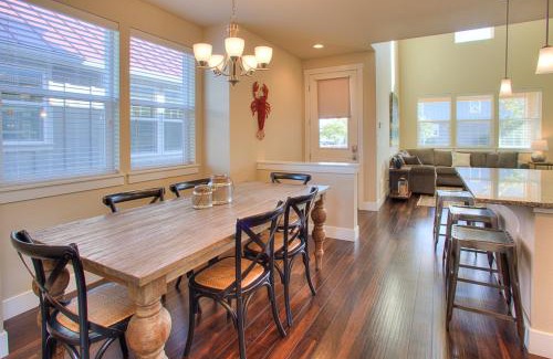 Ocean Shores House | Windswept Cottage