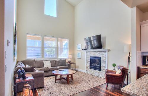 Ocean Shores House | Windswept Cottage