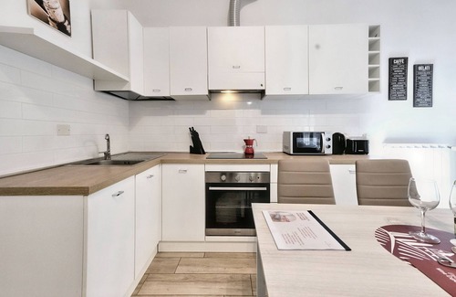 Novoli - San Donato Apartment | Wine Apartments Florence Bardolino