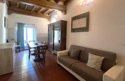 Duomo Apartment | Wine Apartments Florence Aleatico