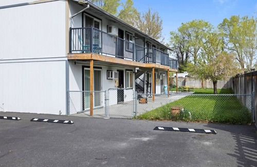 Benton City Apartment | Wine Country Apartments #3