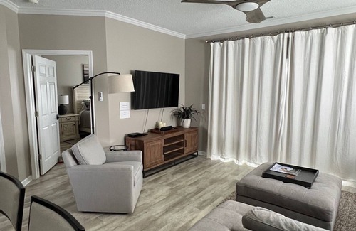 Leland Condo | Wine Down in a Luxury Condo on Fairway: Close to Beaches and Golf