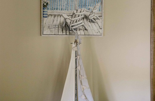 Dundee Cottage | Wine Down on Waneta-In the Finger Lakes Region
