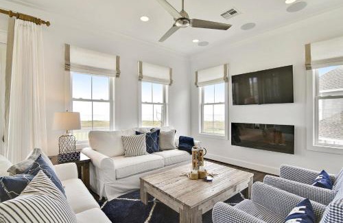 Red Fish Cove House | Wine Down