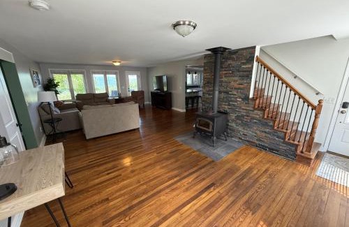 Hammondsport House | Wine Down