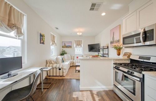 Santa Rosa House | Wineries & Wine: A Comforting Getaway in Wine Country