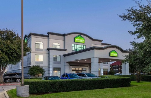 Las Colinas Hotel | Wingate by Wyndham - DFW North