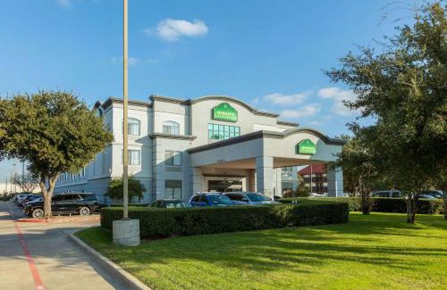Las Colinas Hotel | Wingate by Wyndham - DFW North