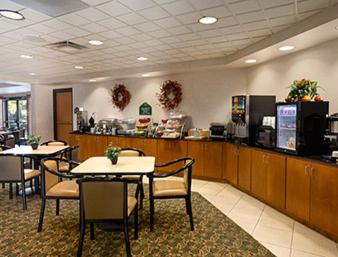 Little Rock Hotel | Wingate by Wyndham Little Rock