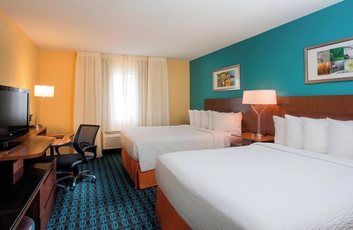 Oshkosh Hotel | Wingate by Wyndham Oshkosh
