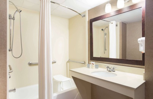Southwest Raleigh Hotel | Wingate by Wyndham Raleigh South/Garner