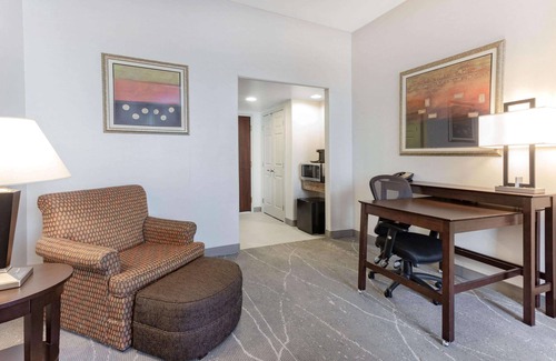 Tinley Park Hotel | Wingate by Wyndham Tinley Park