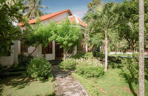 Cua Lap Villa | Wings Bungalow