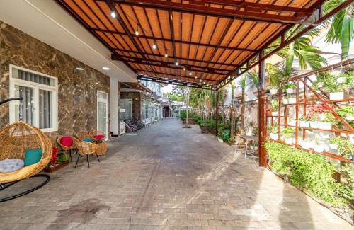 Phuoc Thuan Hotel | Wings House Homestay Hồ Tràm