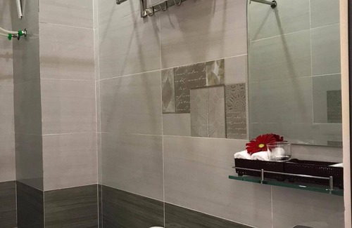 Linh Trung IEPZ Hotel | Winston Hotel Riverside