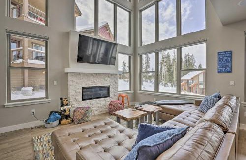 Rendezvous House | Winter Park Area Retreat, Walk to Ski Shuttle