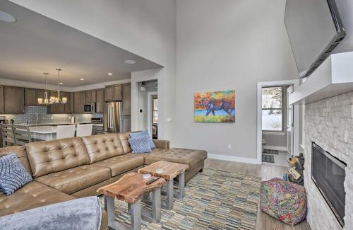 Rendezvous House | Winter Park Area Retreat, Walk to Ski Shuttle