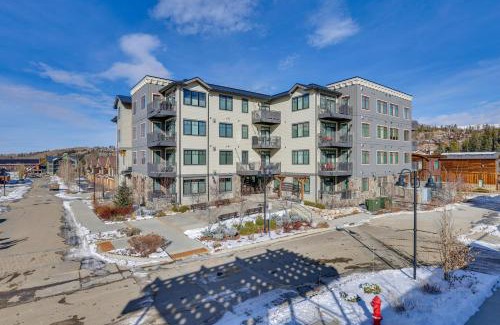 Winter Park Apartment | Winter Park Condo with Balcony about 4 Mi to Slopes