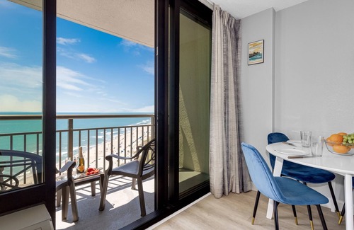Myrtle Beach Condo | Winter Rates! Cozy Oceanview Suite w/Full Kitchen