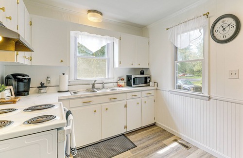 Lincoln Cabin | Winter Relaxation: Cozy Cabin Near Delaware Bay!