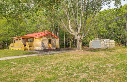 Lincoln Cabin | Winter Relaxation: Cozy Cabin Near Delaware Bay!