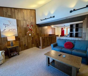 Bessemer Villa | Winter Vacation Get Away I Alpen Villas at Powderhorn Mountain