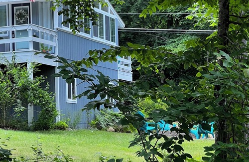 Meredith House | Winter Wonder Adventures in New England’s White Mountains