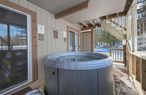 Bessemer Villa | Winter Wonderland Getaway I Alpen Villas at Powderhorn Mountain