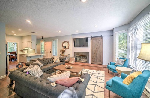 Roseland Condo | Wintergreen Resort Condo w/Deck; Ski, Hike, Shops