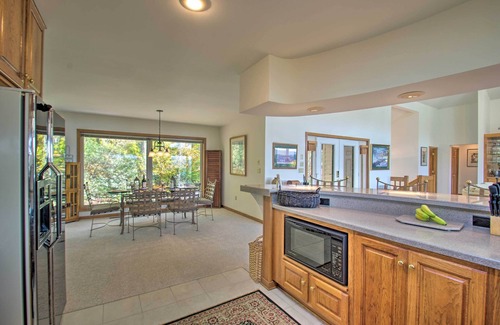 Nellysford House | Wintergreen Resort Retreat: Ski, Hike, Golf!