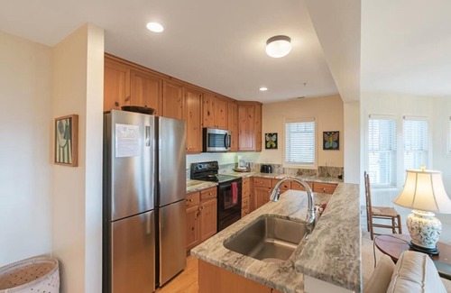 Banner Elk Condo | Wintergreens R221- Mountain Condo, Mountain View, Gated Resort, Indoor/Outdoor Pools and Hot Tub,.