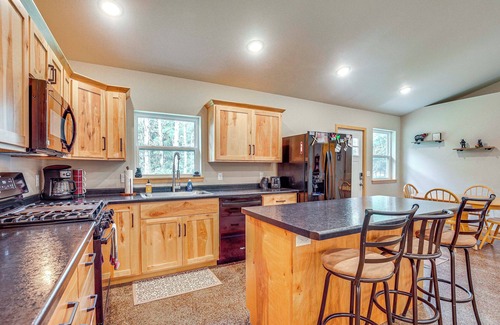 Arbor Vitae Cottage | Wisconsin Cabin Hideaway: 3 Mi to Lakes