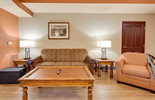 Wisconsin Dells Apartment | Wisconsin Dells Resort Condo with 2 Fireplaces