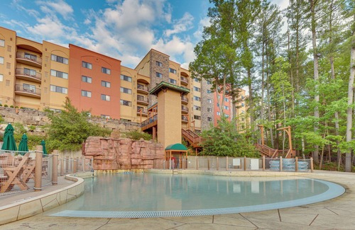 Wisconsin Dells Apartment | Wisconsin Dells Resort Condo w/2 Fireplaces