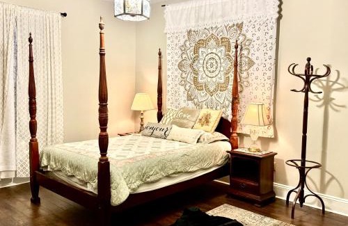 Lynchburg House | Wise Home rooms