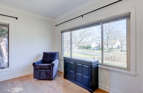 Des Moines House | Wish Flower Retreatnn