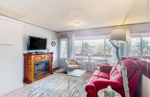 Neskowin Apartment | Wish You Were Here