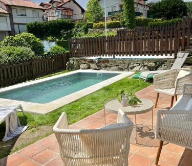 Prellezo House | Wishome-Bonita casa con jardín y piscina, Cala Berellín
